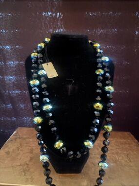 Heidi Daus Black Aurora Borealis Necklace & Earrings Set NWT